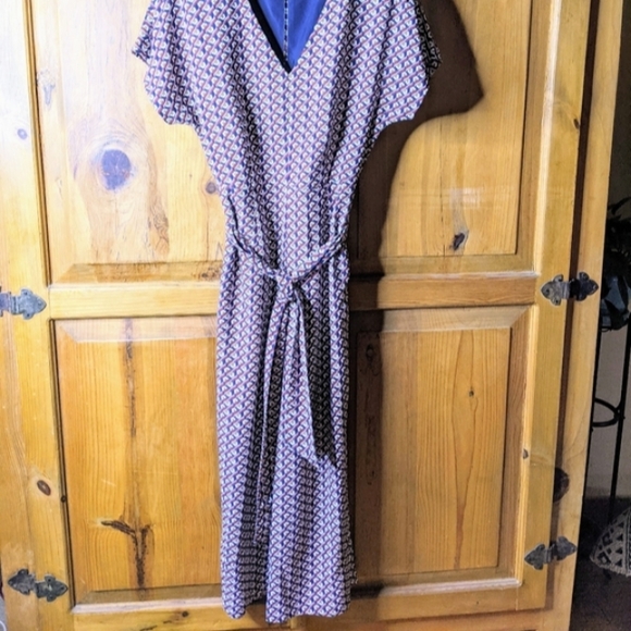 BODEN Floral Geometric Belted Jumper - Picture 2 of 16